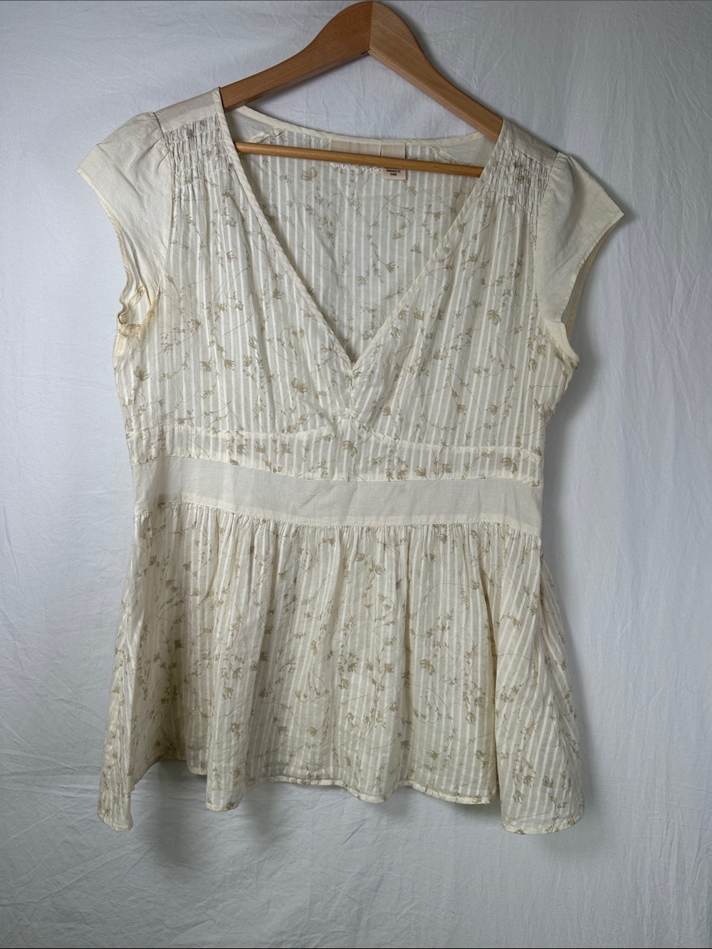 Dkny Cream Floral V-Neck Peplum Blouse